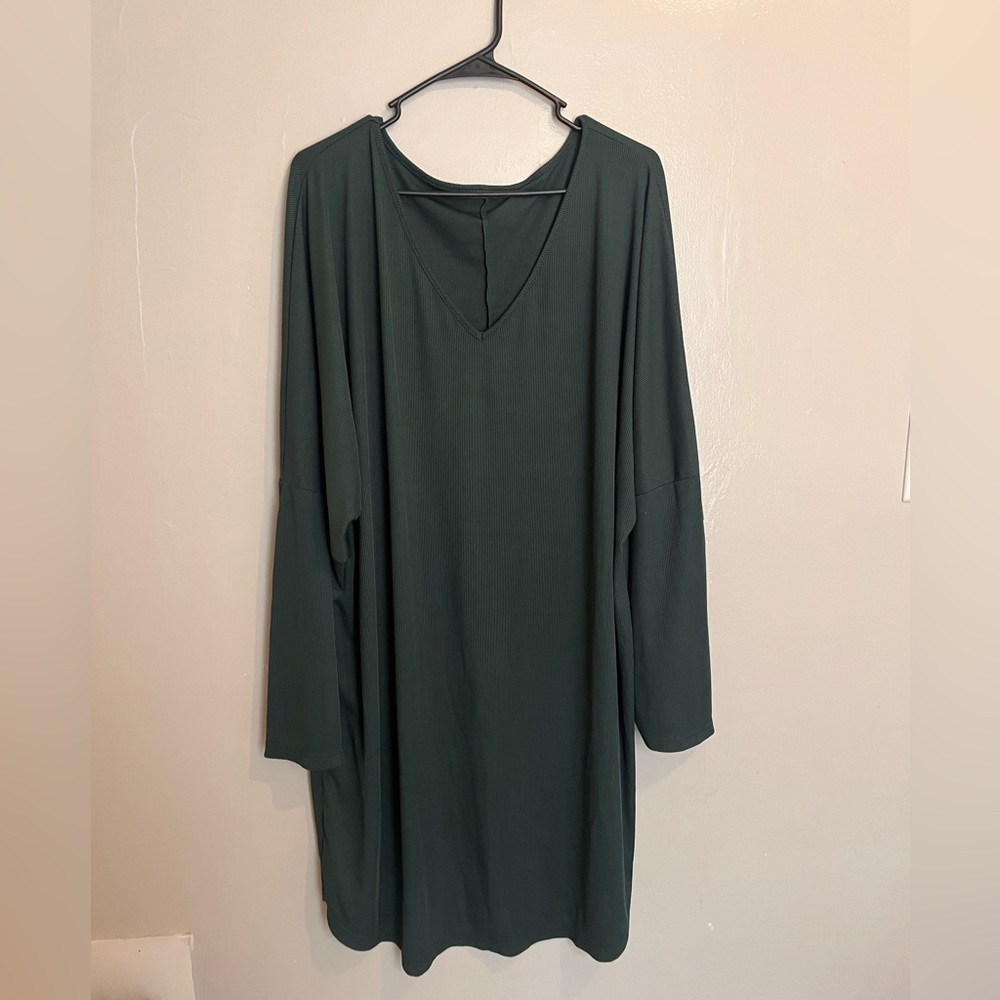 PLUS SHEIN SLEEPING GOWN - OFF THE SHOULDER